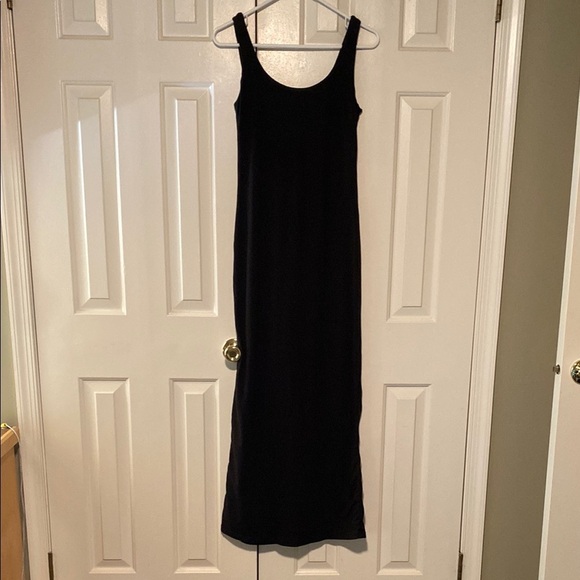 Black Scoop Neck Maxi Dress Size Small in EUC - Picture 1 of 7
